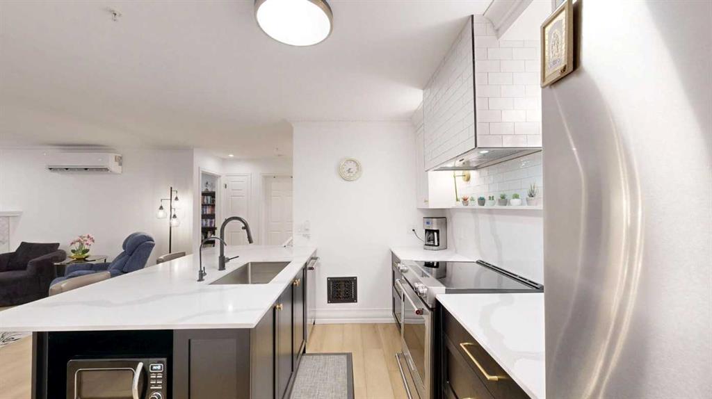 Fourth View of 114, 777 3rd Avenue Avenue SW, Downtown Commercial Core, Calgary, Alberta, T2P 0G8