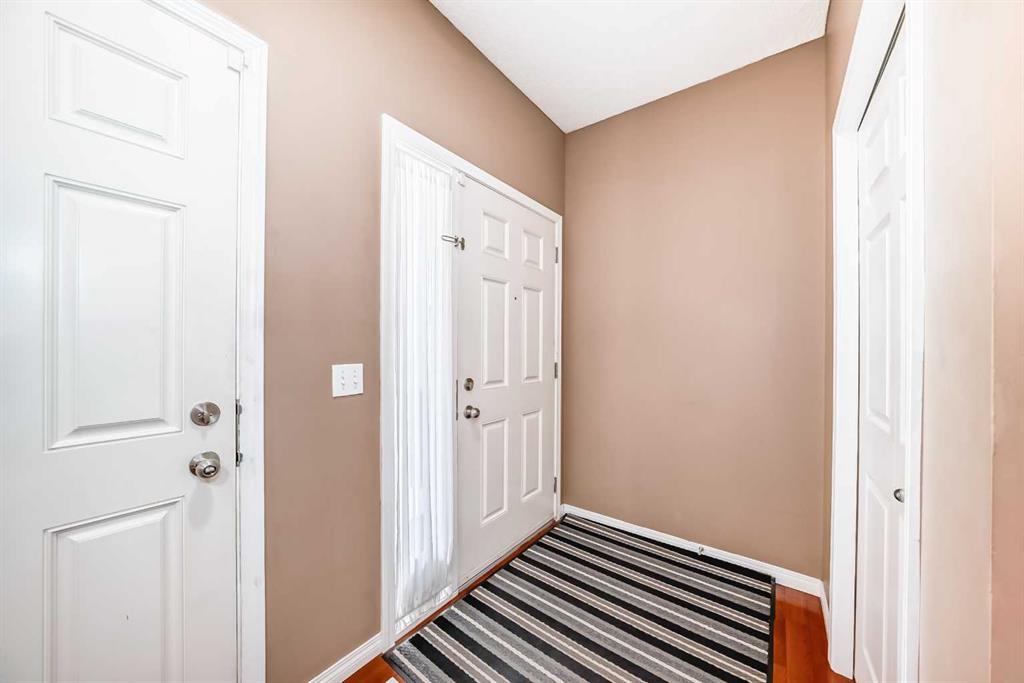 Fifth View of 148 Saddlecrest Gardens NE, Saddle Ridge, Calgary, Alberta, T3J 0C3