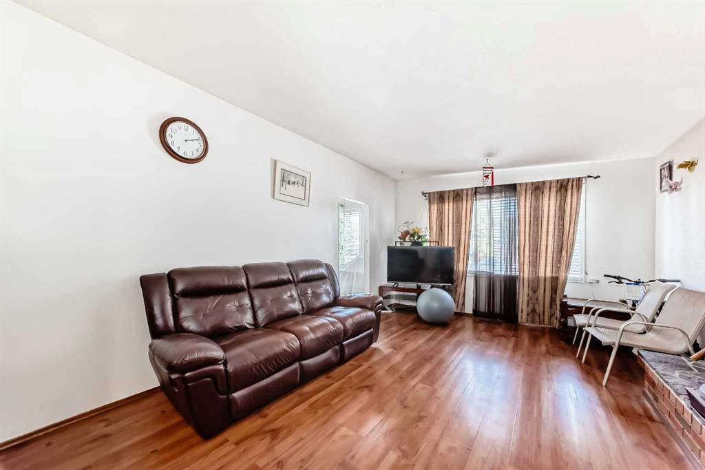 Fifth View of 2106 24 Street S, Agnes Davidson, Lethbridge, Alberta, T1k 2M5