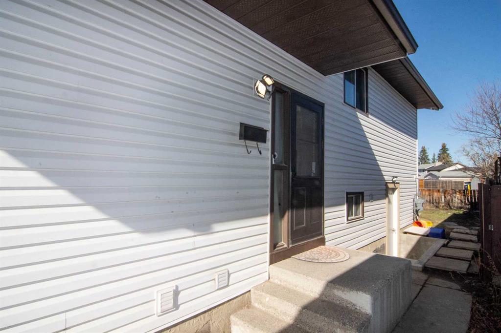 Third View of 27 Taraglen Court NE, Taradale, Calgary, Alberta, T3J2M6