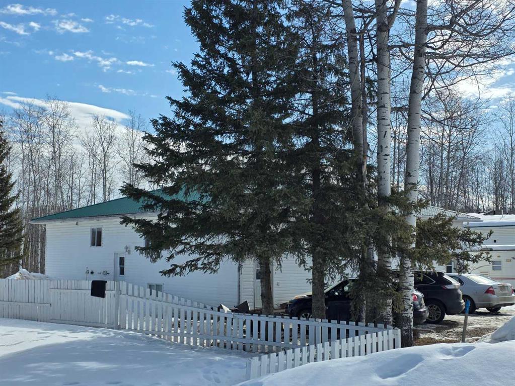 Fourth View of 1-4, 318 Evergreen Trail , NONE, Red Earth Creek, Alberta, T0G 1X0