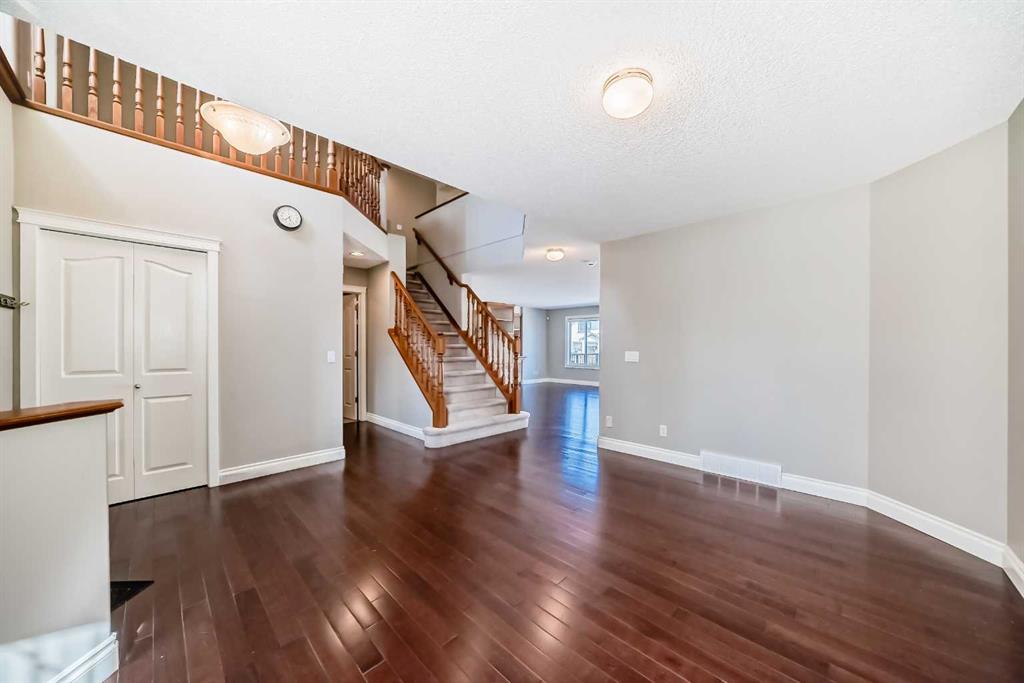 Fourth View of 141 Somerglen Way SW, Somerset, Calgary, Alberta, T2Y 4B2