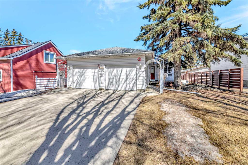 5318 46 Street , A2303755, Alberta,