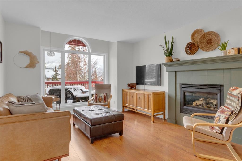 Fifth View of 931 Wilson  , Peaks of Grassi, Canmore, Alberta, T1W 2Y9