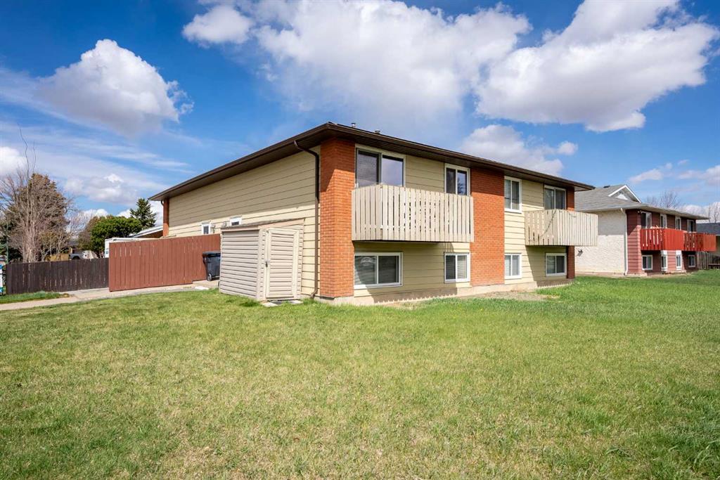 Third View of 1, 29 Meadowlark Boulevard N, Park Meadows, Lethbridge, Alberta, T1H 4R4