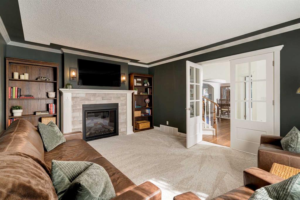 Fifth View of 34 Christie Estate Gardens SW, Christie Park, Calgary, Alberta, T3H 2R4