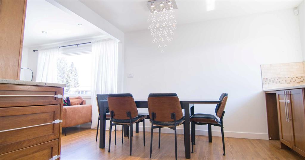 Fourth View of 15 Hamlet Road SW, Haysboro, Calgary, Alberta, T2V 3C9