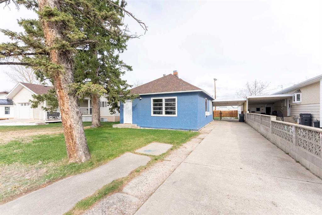 448 Crescent Avenue , A2303796, Alberta,