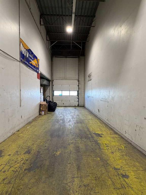 Fifth View of 3, 1415 28 Street NE, Meridian, Calgary, Alberta, T2A 2P6