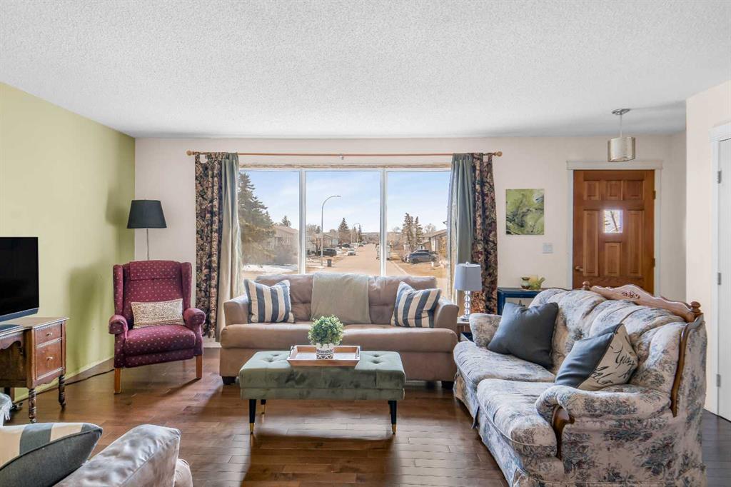 Third View of 9221 101 Avenue , NONE, Sexsmith, Alberta, T0H 3C0