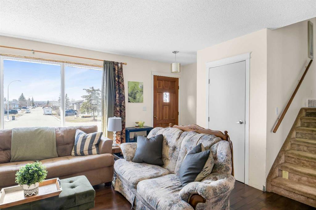 Fifth View of 9221 101 Avenue , NONE, Sexsmith, Alberta, T0H 3C0