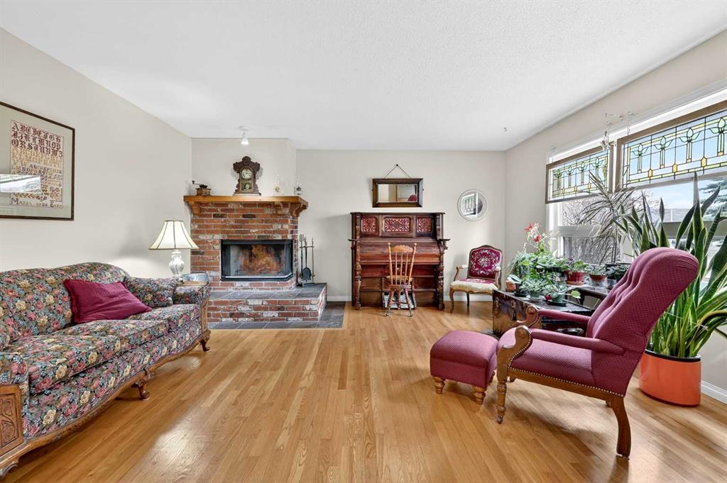 Fifth View of 1415 108 Avenue SW, Southwood, Calgary, Alberta, T2W 0C6