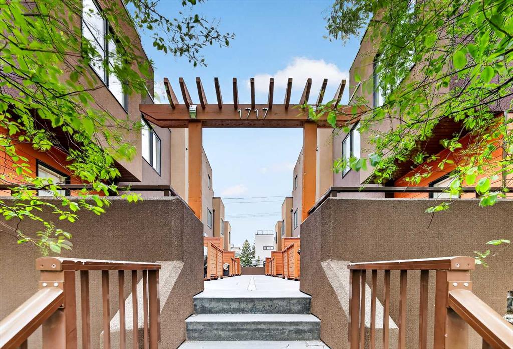 Third View of 10, 1717 27 Avenue SW, South Calgary, Calgary, Alberta, T2T 1G9