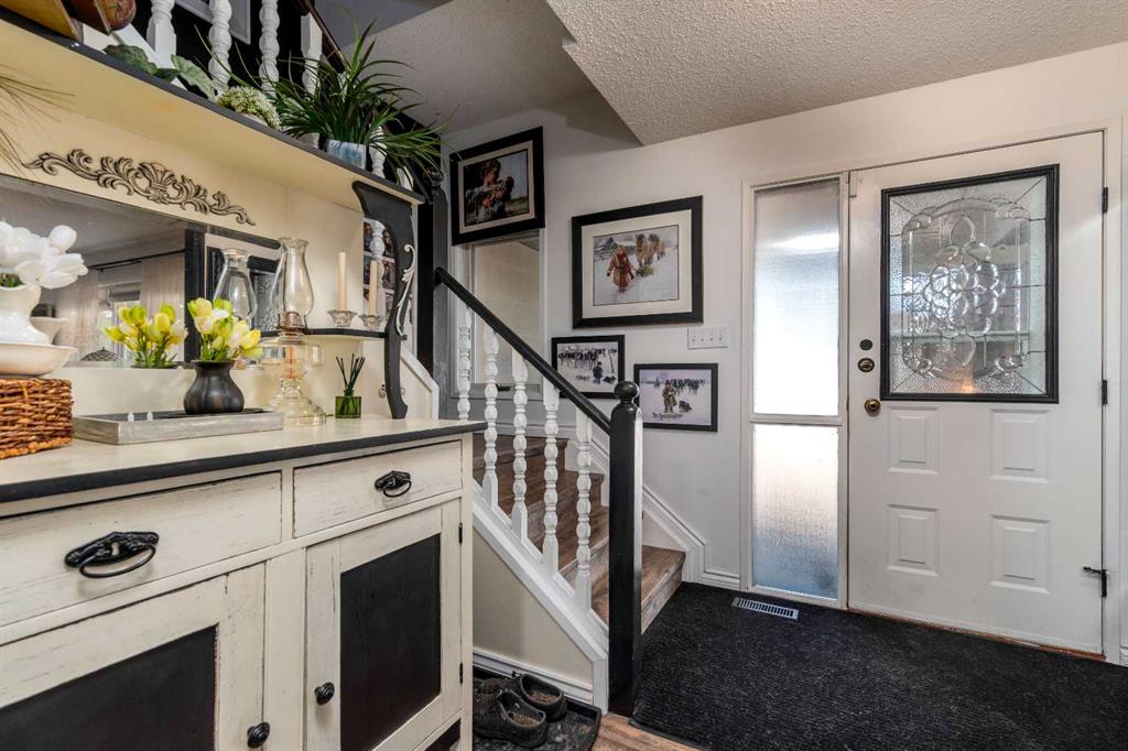 Fourth View of 5306 37 Street , Southridge, Lloydminster, Alberta, T9V 1T9