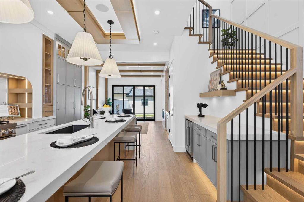 1708 21 Avenue NW, A2303943, Alberta,