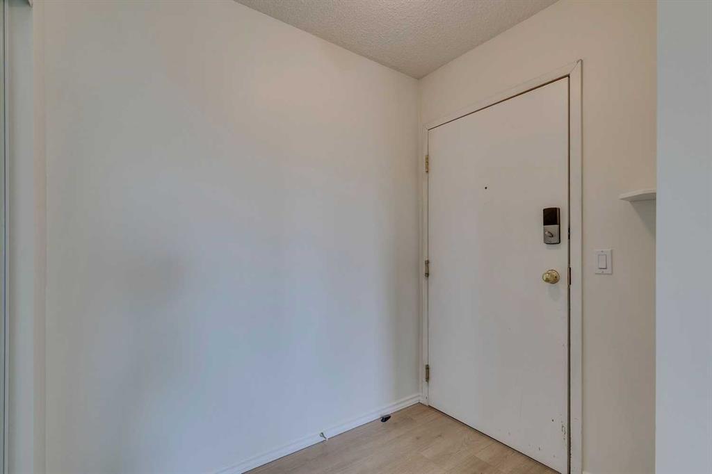 Fourth View of 301, 7301 Valleyview Park SE, Dover, Calgary, Alberta, T2B 3R6