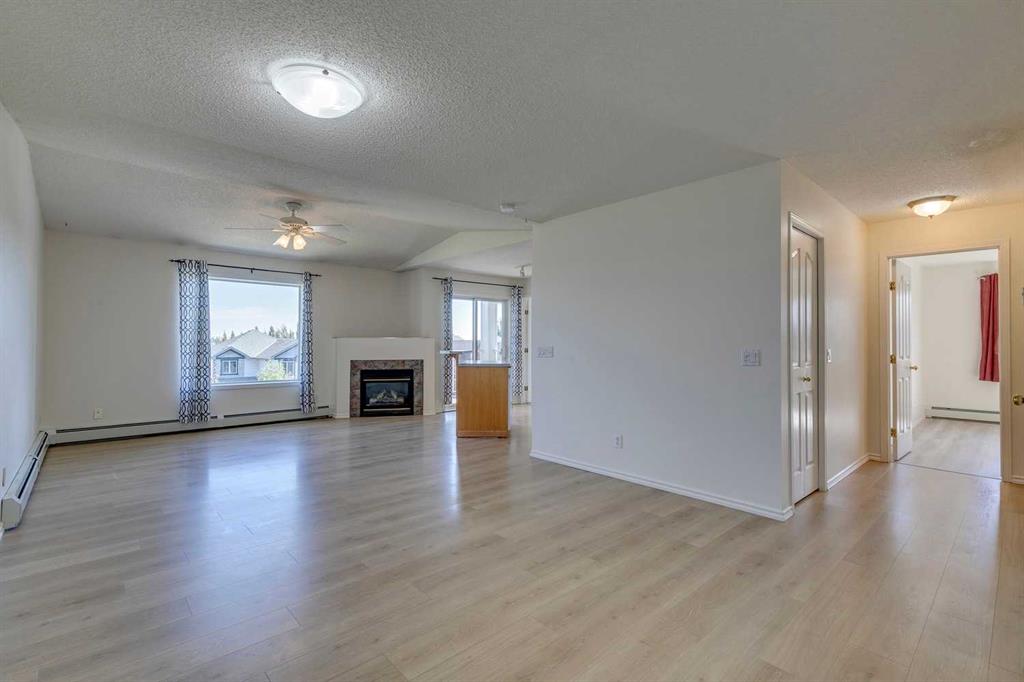 Fifth View of 301, 7301 Valleyview Park SE, Dover, Calgary, Alberta, T2B 3R6