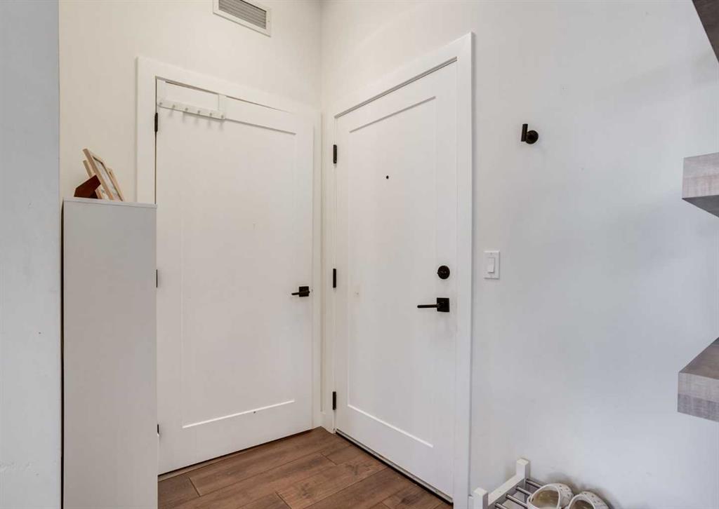 Third View of 408, 2702 17 Avenue SW, Shaganappi, Calgary, Alberta, T3E 8A5