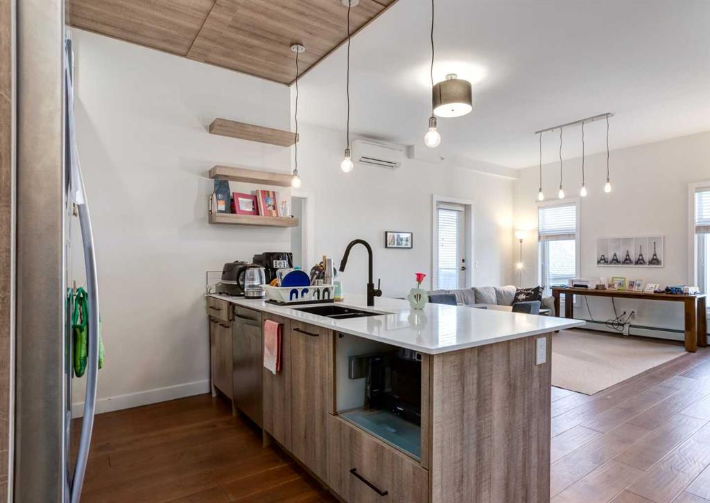 Fourth View of 408, 2702 17 Avenue SW, Shaganappi, Calgary, Alberta, T3E 8A5