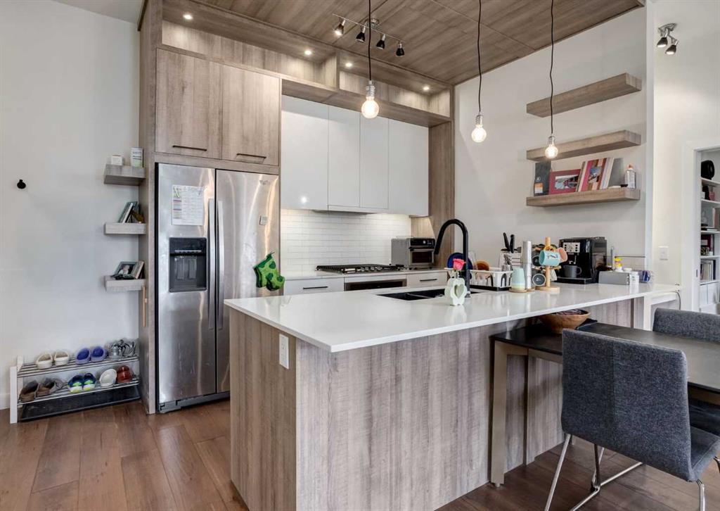 Fifth View of 408, 2702 17 Avenue SW, Shaganappi, Calgary, Alberta, T3E 8A5