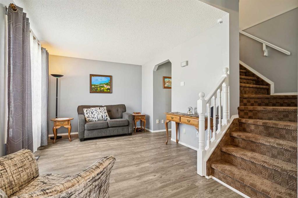 Fifth View of 3 Riverwood Court SE, Riverbend, Calgary, Alberta, T2C4E9