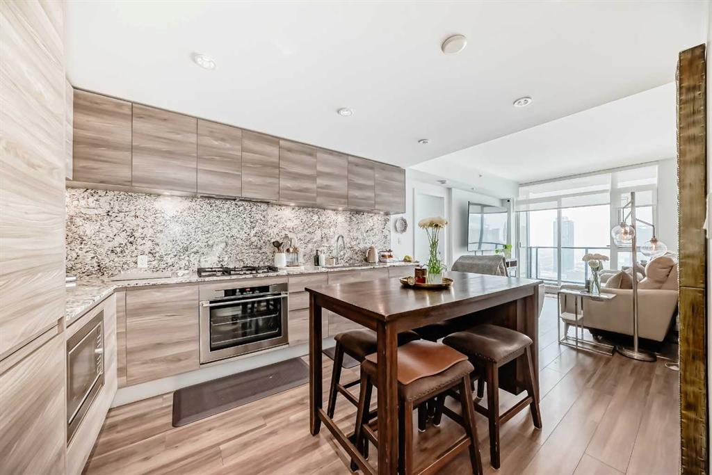 Second View of 2205, 310 12 Avenue SW, Beltline, Calgary, Alberta, T2R 1B5