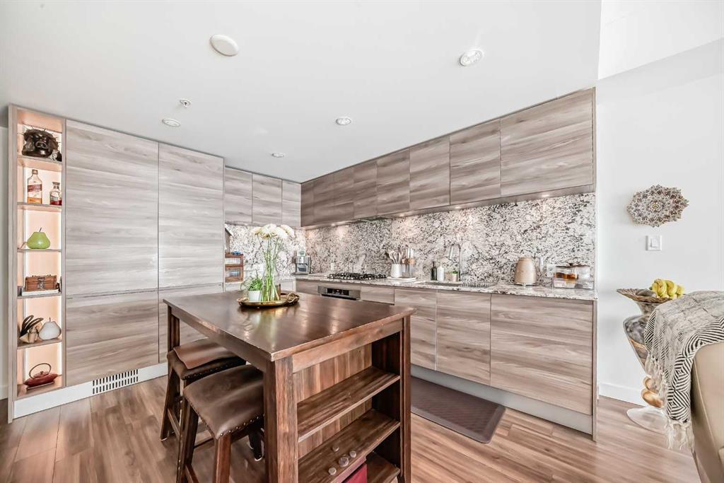 Fifth View of 2205, 310 12 Avenue SW, Beltline, Calgary, Alberta, T2R 1B5