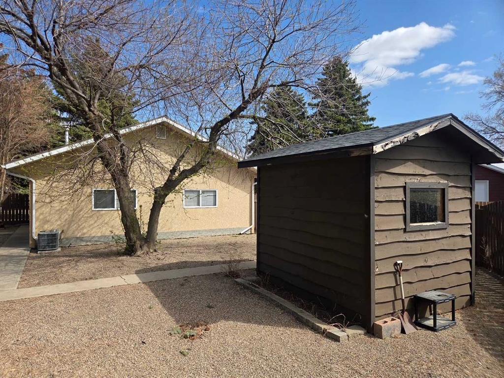 Fifth View of 4410 56 Avenue , NONE, Taber, Alberta, T1G 1G9