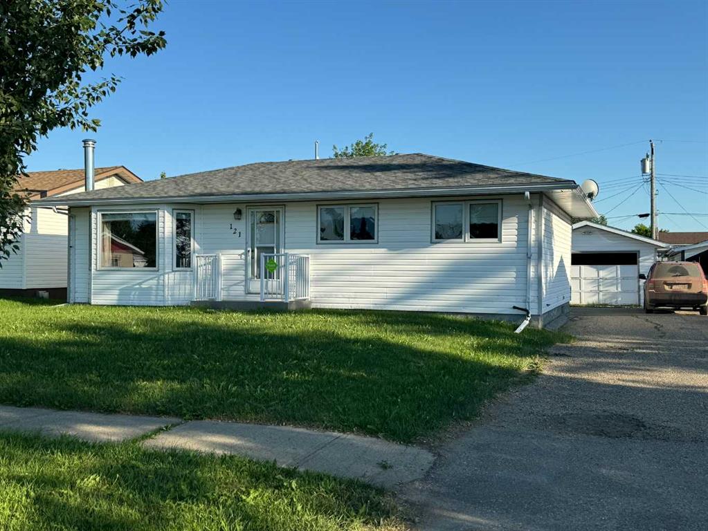 121 2 Avenue , A2304049, Alberta,
