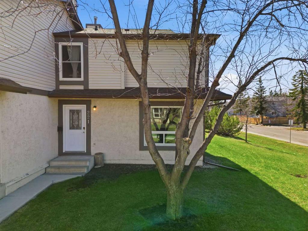Third View of 221 Deerpoint Lane SE, Deer Ridge, Calgary, Alberta, T2J6M6