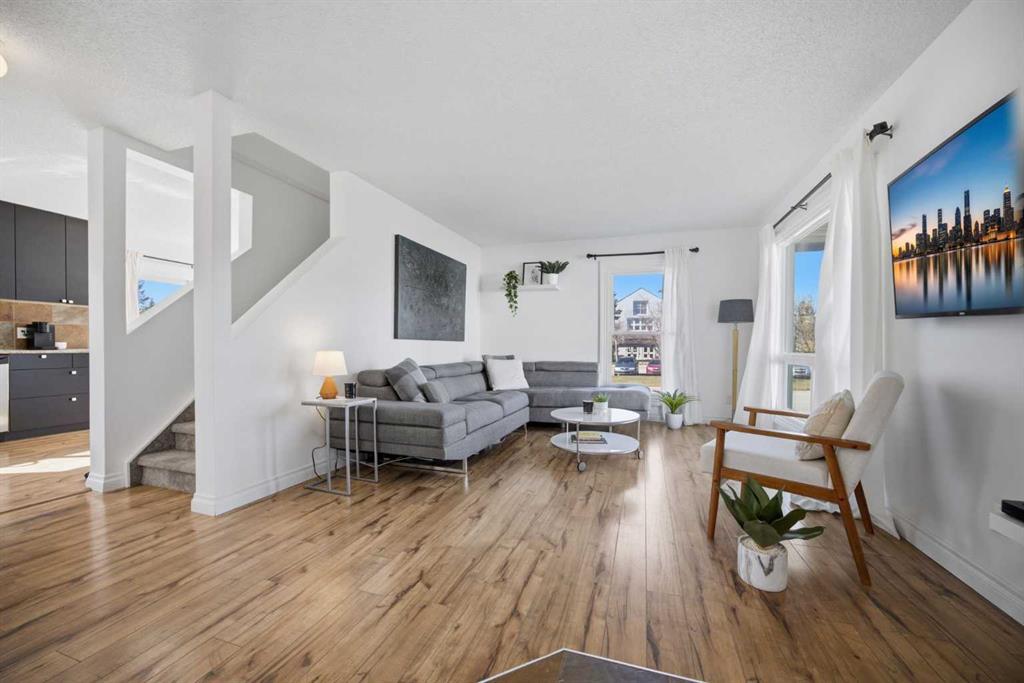 Fourth View of 221 Deerpoint Lane SE, Deer Ridge, Calgary, Alberta, T2J6M6