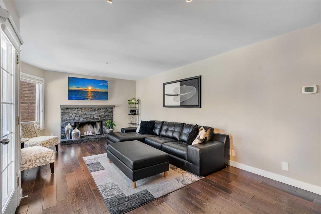 Fifth View of 202, 916 19 Avenue SW, Lower Mount Royal, Calgary, Alberta, T2T 0H7