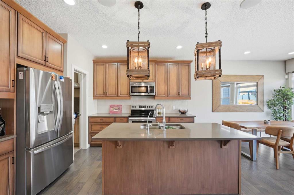 Fifth View of 21 SAVANNA Green NE, Saddle Ridge, Calgary, Alberta, T3J0V9