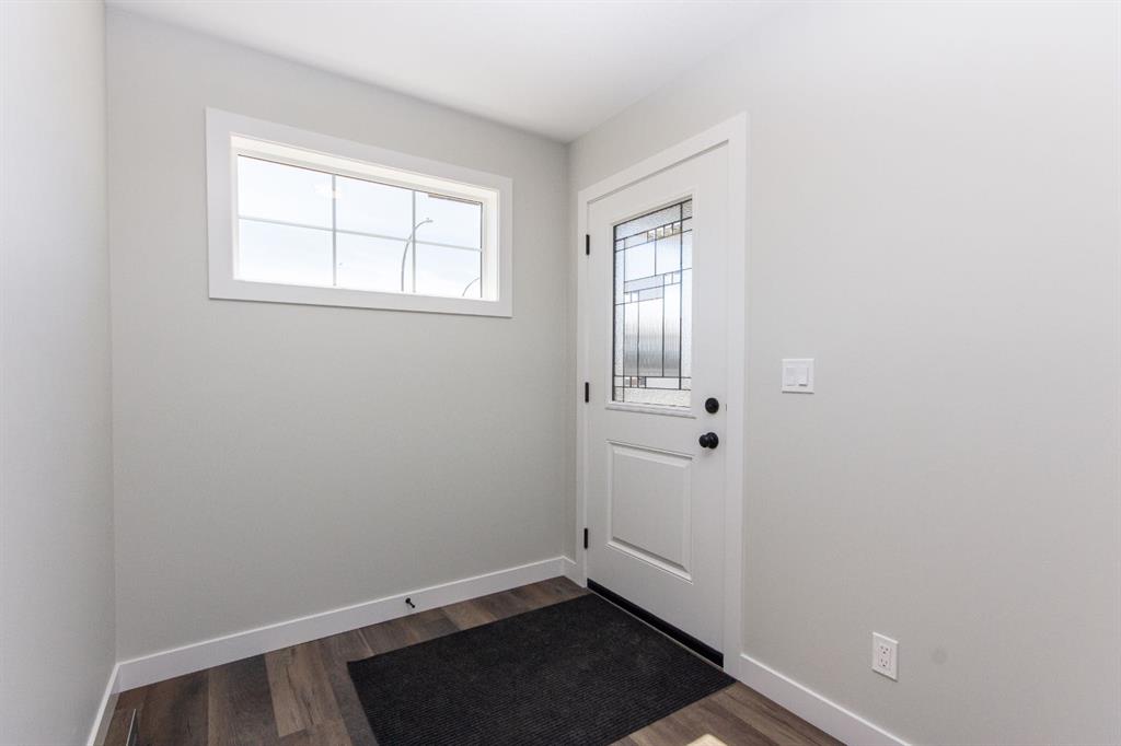 Third View of 6301 58 Street , Meadowlark Estates, Ponoka, Alberta, T4J 0C4