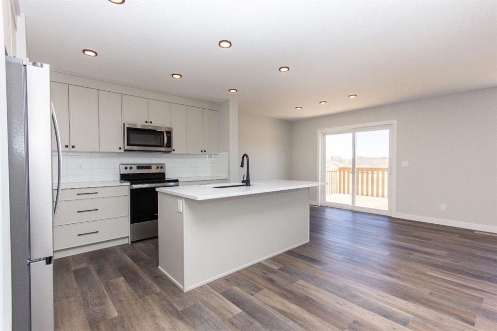 Fifth View of 6301 58 Street , Meadowlark Estates, Ponoka, Alberta, T4J 0C4