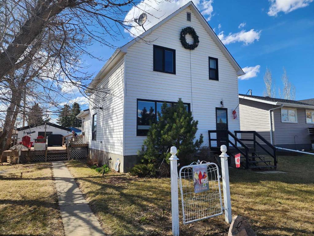 Second View of 4914 48 Street , Killam, Killam, Alberta, T0B2L0