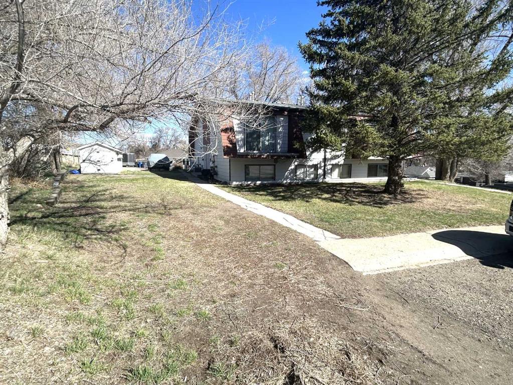 Third View of 223 5 Street NW, Riverside, Medicine Hat, Alberta, T1A 7X9