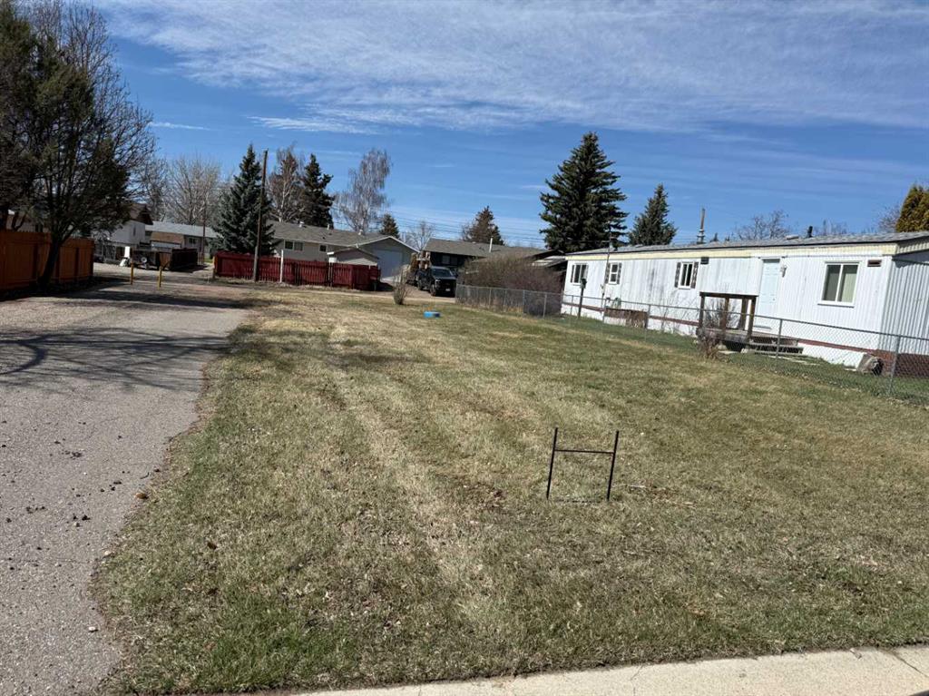 Third View of 320 3 Street N, NONE, Vulcan, Alberta, T0L 2B0