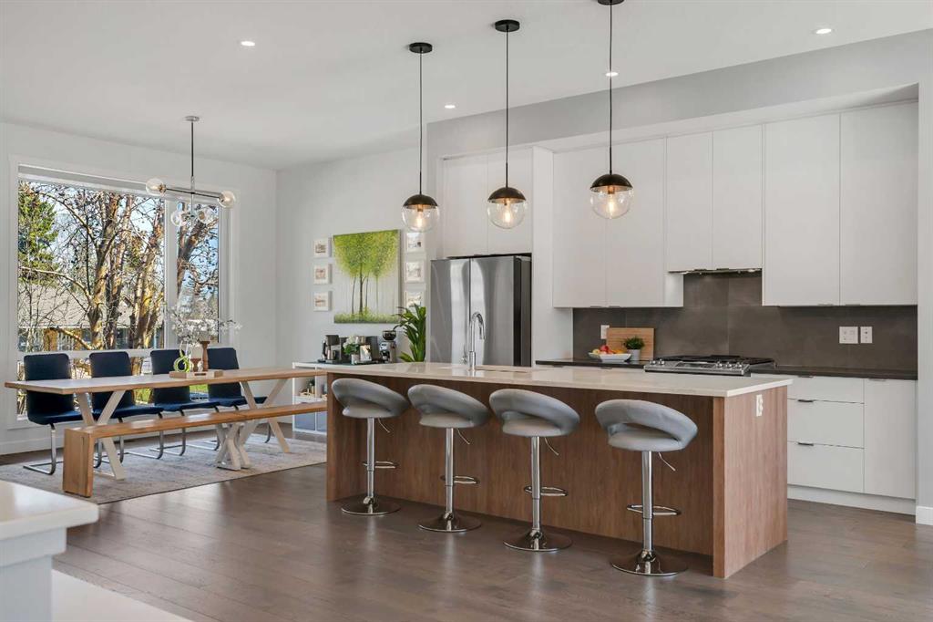 Fifth View of 947 31 Avenue NW, Cambrian Heights, Calgary, Alberta, T2K0A6