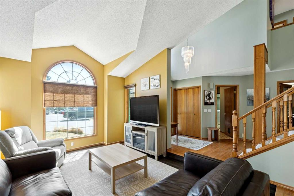 Fifth View of 111 Scenic Ridge Court NW, Scenic Acres, Calgary, Alberta, T3L 1V2