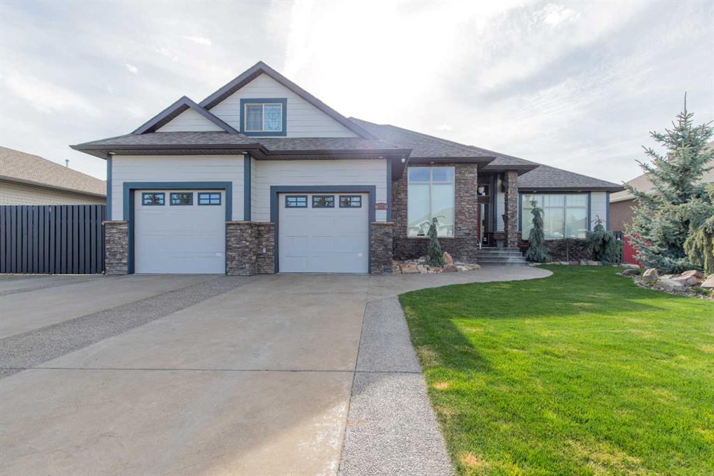 135 Garrison Drive , A2304237, Alberta,