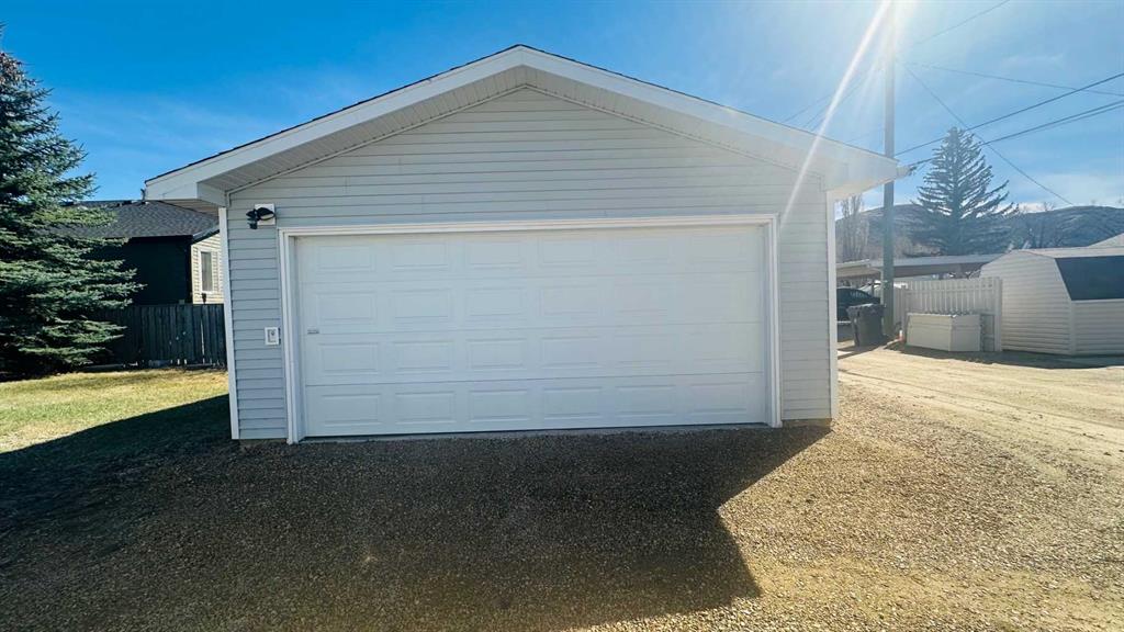 Fifth View of 103 24 Street NW  , Midland, Drumheller, Alberta, T0J 0Y1