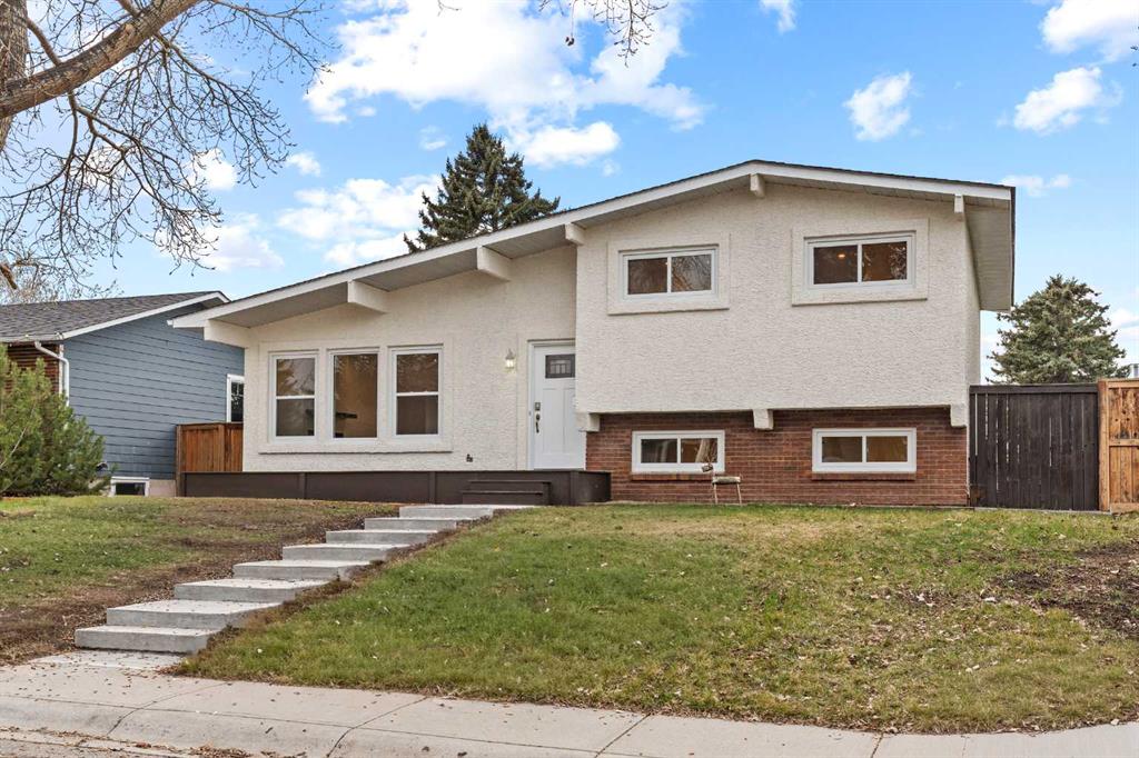 Fourth View of 212 Queen Anne Road SE, Queensland, Calgary, Alberta, T2J 4S7