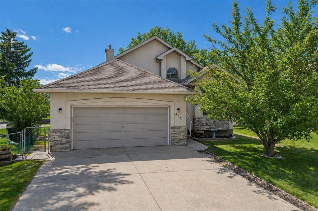 405 Lakeside Greens Place , A2304311, Alberta,