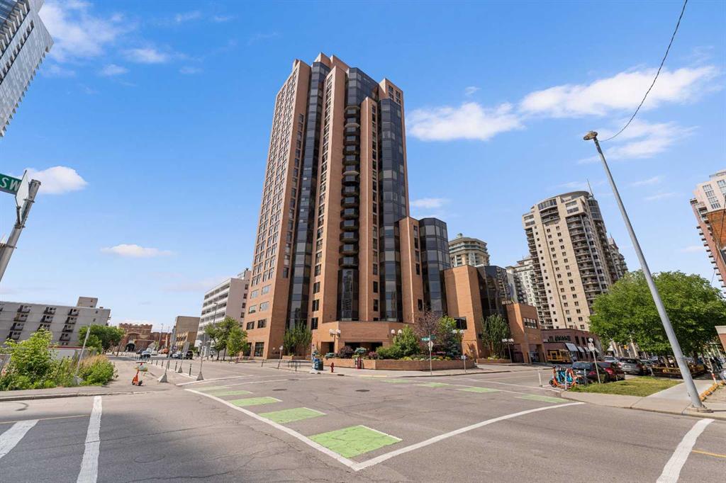 Third View of 604, 1100 8 Avenue SW, Downtown West End, Calgary, Alberta, T2P 3T9