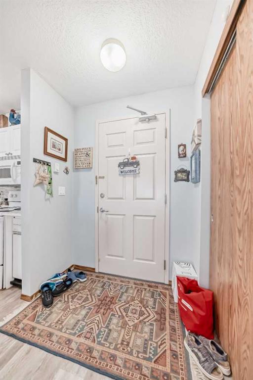 Fourth View of 214, 60 Jacobs Close , Johnstone Park, Red Deer, Alberta, T4P4A2