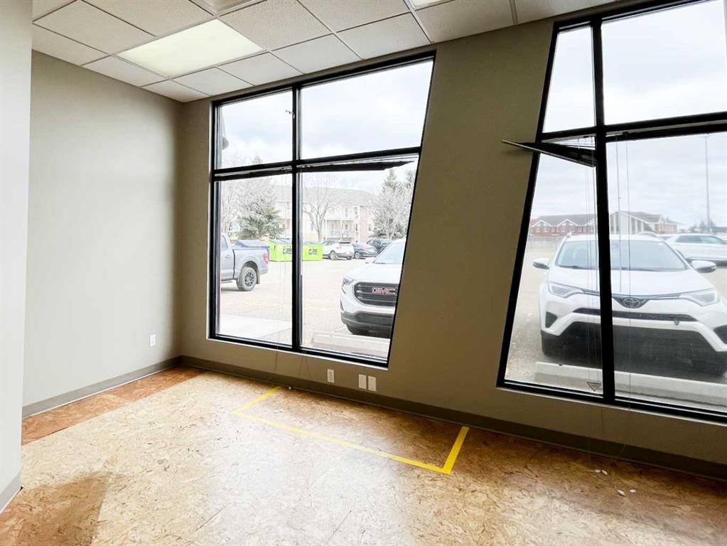 Fourth View of 3, 64 Carry Drive SE, Southview-Park Meadows, Medicine Hat, Alberta, T1B 4E1