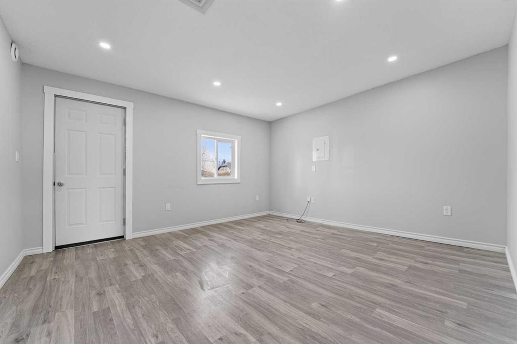 Fifth View of 331 N 200 E  , NONE, Raymond, Alberta, T0K 2S0