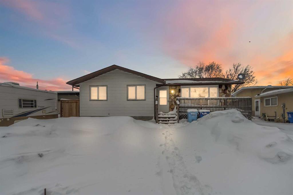 Fifth View of 13 Mcleod Street , Downtown, Fort McMurray, Alberta, T9H 1Z4