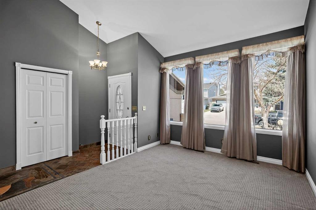 Fifth View of 67 Woodstock Road SW, Woodlands, Calgary, Alberta, T2W 5W3